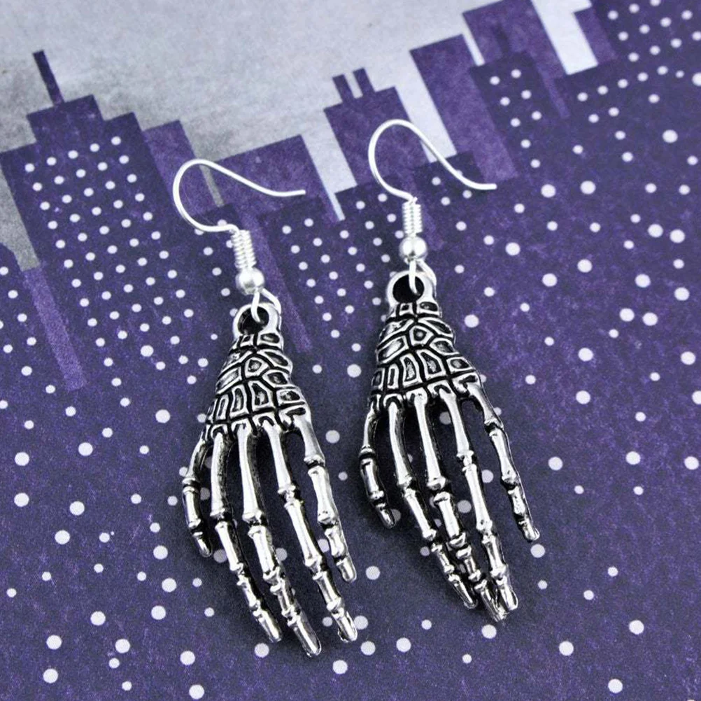 1Set Alloy Halloween Hands Shape Necklace Earrings Ring Set Retro Style Exquisite Workmanship Special Occasions
1Set Alloy Halloween Hands Shape Necklace Earrings Ring Set Retro Style Exquisite Workmanship Special Occasions