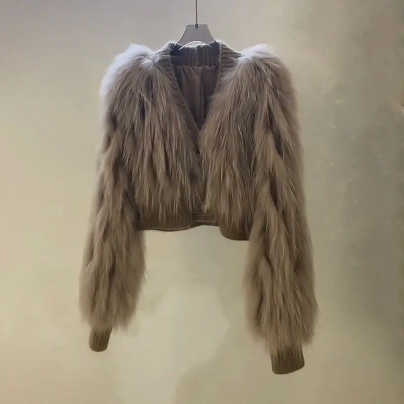 Пальто из искусственного лисьего меха для женщин, осень-зима, новый дизайн, пушистая куртка на флисовой подкладке, короткий топ, Kawaii, Harajuku, корейский
Пальто из искусственного лисьего меха для женщин, осень-зима, новый дизайн, пушистая куртка на флисовой подкладке, короткий топ, Kawaii, Harajuku, корейский