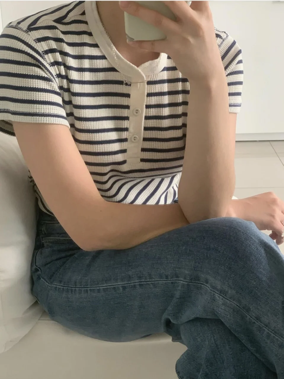 Smoid Women's Clean Fit Vintage Henry Collar Stripe T-shirt Casual Versatile Refreshing Cotton Short Sleeve round Neck Top
Smoid Women's Clean Fit Vintage Henry Collar Stripe T-shirt Casual Versatile Refreshing Cotton Short Sleeve round Neck Top
