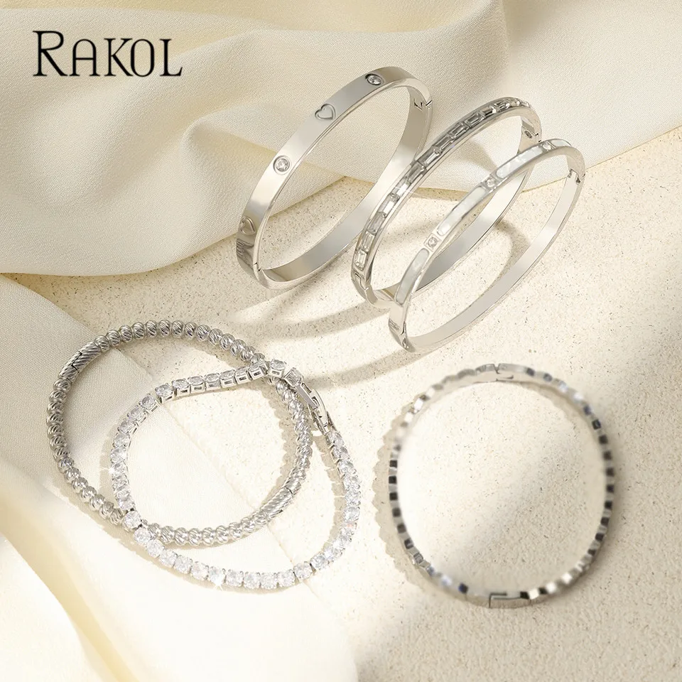 1PCS Titanium Steel Bracelet White Fritillary Shell Bracelet Luxury Design Bangles For Women Silver Color Jewellry
1PCS Titanium Steel Bracelet White Fritillary Shell Bracelet Luxury Design Bangles For Women Silver Color Jewellry