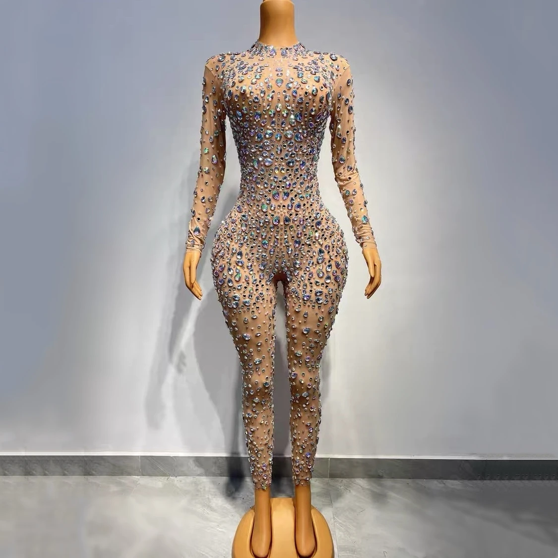 Sparkly AB Crystals Rhinestones Sexy See-Through Mesh Jumpsuit Evening Party Performance Costume Nightclub Singer Stage Wear
Sparkly AB Crystals Rhinestones Sexy See-Through Mesh Jumpsuit Evening Party Performance Costume Nightclub Singer Stage Wear
