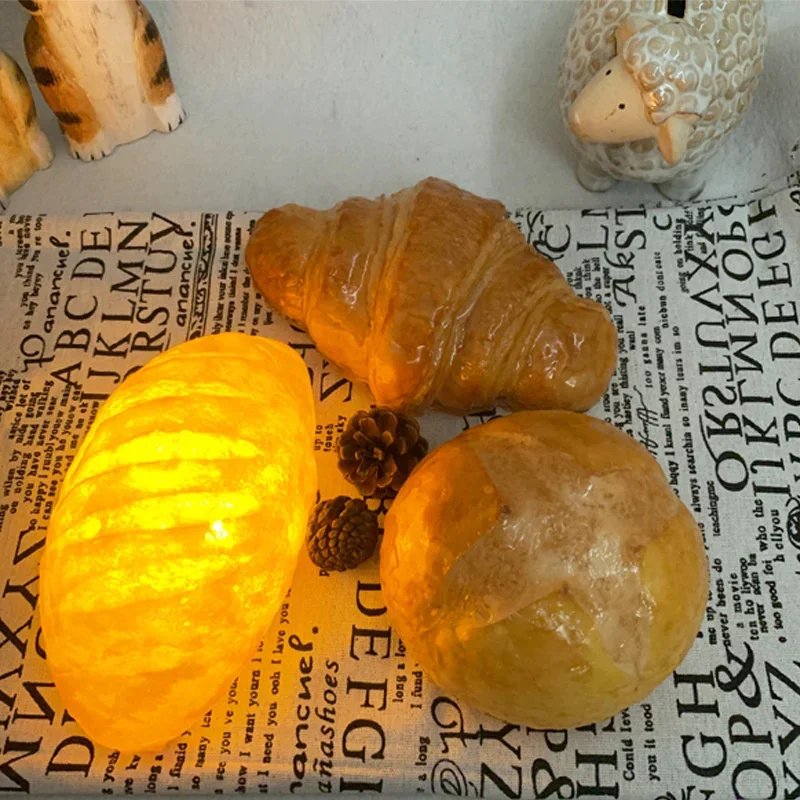 Creative LED Croissant Warm Light Simulation Bread Lights Croissant Bread Store Baking Room Decor Lamp Home Decoration Gift
Creative LED Croissant Warm Light Simulation Bread Lights Croissant Bread Store Baking Room Decor Lamp Home Decoration Gift