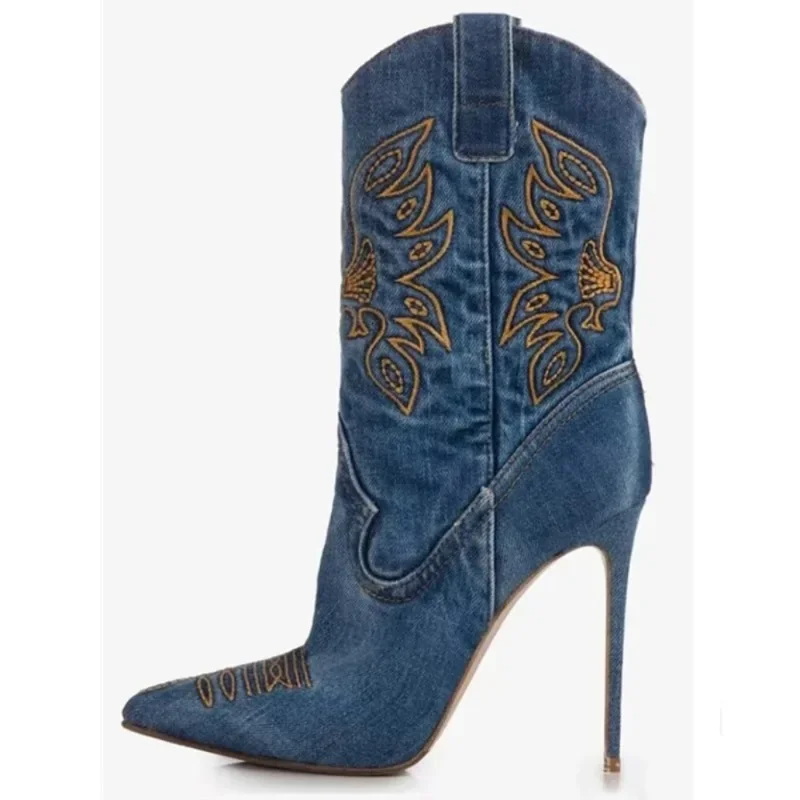 Western European and American Denim Slim Fit High Heels, Women's Sexy Embroidered Knights Pointed Short Boots, Runway Shoes
Western European and American Denim Slim Fit High Heels, Women's Sexy Embroidered Knights Pointed Short Boots, Runway Shoes