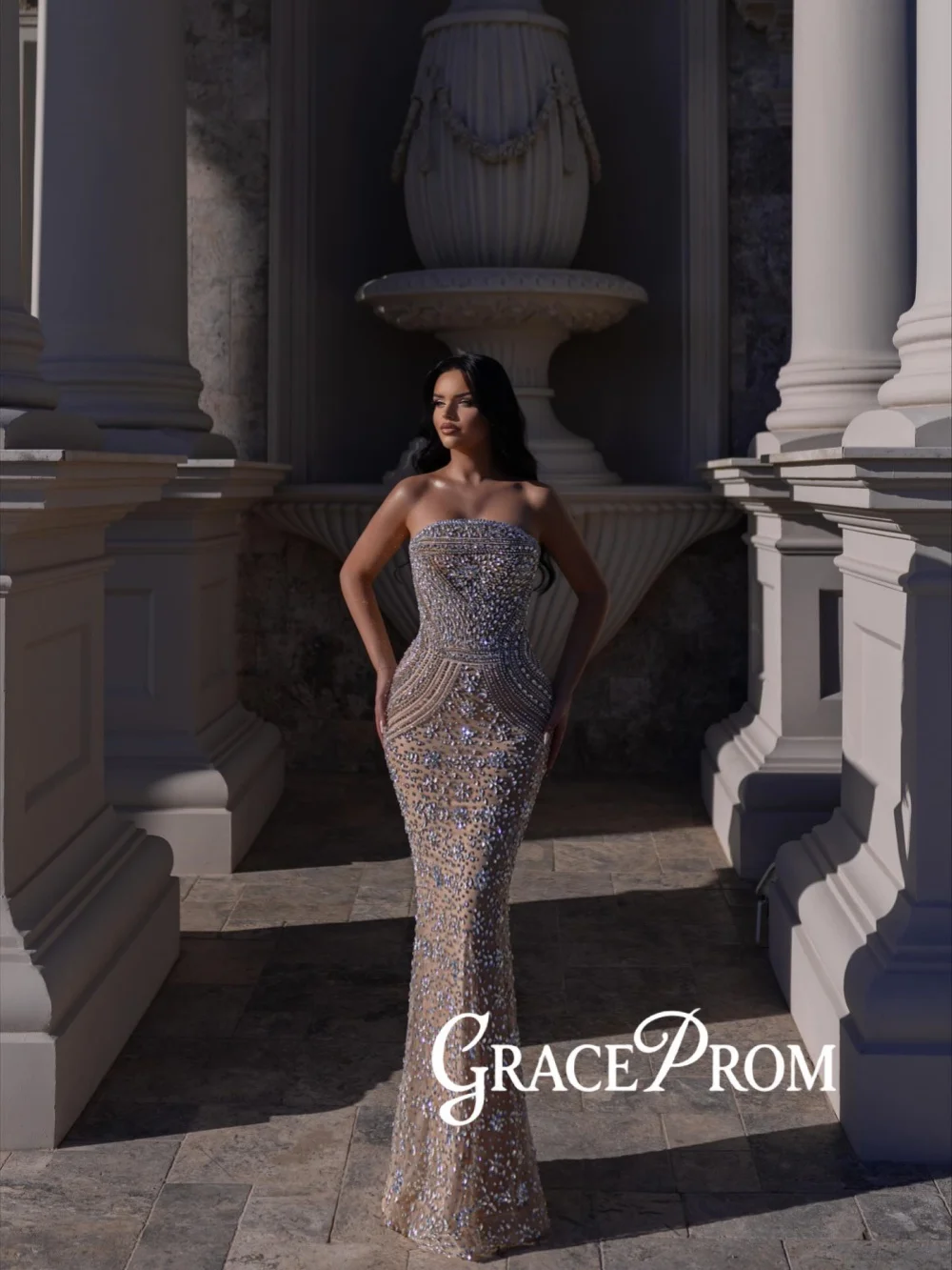 Gorgeous Silver Crystal Evening Dress With Shawl Elegant Strapless Long Wedding Party Gowns Customized Stunning Banquet Gowns
Gorgeous Silver Crystal Evening Dress With Shawl Elegant Strapless Long Wedding Party Gowns Customized Stunning Banquet Gowns