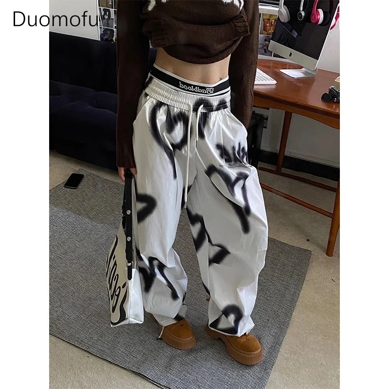 Duomofu Trousers Graffiti Print American Street Fashion Straight Wide Leg Pants Women Hip-hop Loose Sweatpants Y2k Pants Femmes
Duomofu Trousers Graffiti Print American Street Fashion Straight Wide Leg Pants Women Hip-hop Loose Sweatpants Y2k Pants Femmes
