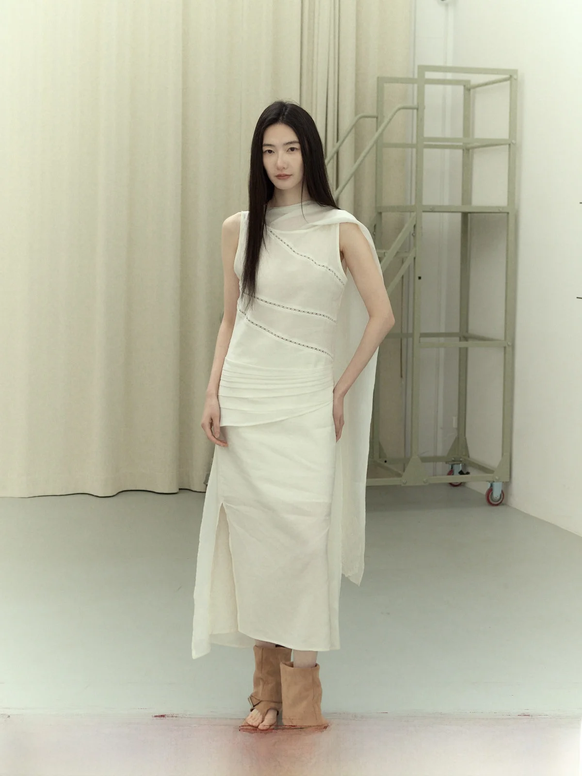 Long Guang Ai Zi Linen Splicing Lace Hollow out Shoulder Vest Dress Summer Casual Beach Wedding Party Dress for Women
Long Guang Ai Zi Linen Splicing Lace Hollow out Shoulder Vest Dress Summer Casual Beach Wedding Party Dress for Women