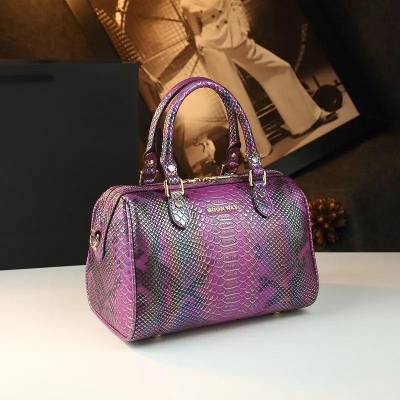 High-End Minimalist Unique Business Style Large Capacity Diaper Bags For Women's Elegant Leather Fashionable Tote Bag
High-End Minimalist Unique Business Style Large Capacity Diaper Bags For Women's Elegant Leather Fashionable Tote Bag