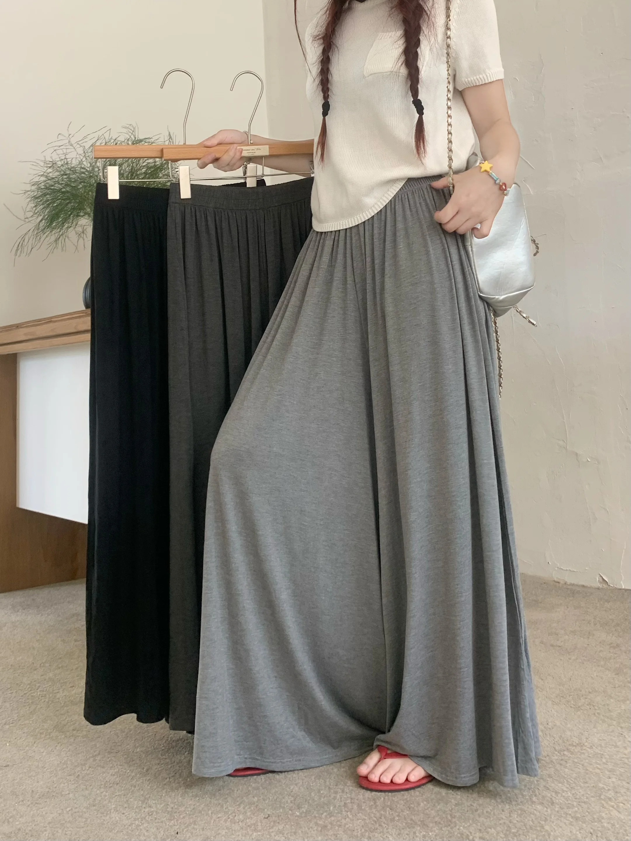 Simple Loose Casual Pants Women's High Waist Pure Color Wide Leg Straight Cut Trousers Summer New Style Versatile Skirt Pants
Simple Loose Casual Pants Women's High Waist Pure Color Wide Leg Straight Cut Trousers Summer New Style Versatile Skirt Pants