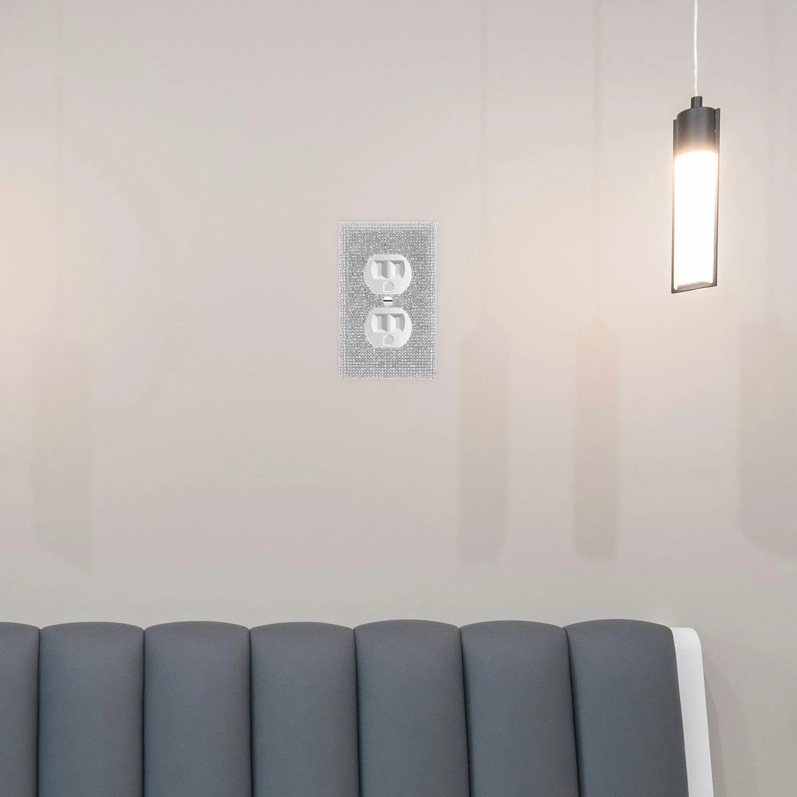 1Set Decorative Wall Socket Panel Shiny Plastic Socket Cover Fake Switch Panel Zircon Diamond Long-Lasting Reliable Replacement
1Set Decorative Wall Socket Panel Shiny Plastic Socket Cover Fake Switch Panel Zircon Diamond Long-Lasting Reliable Replacement