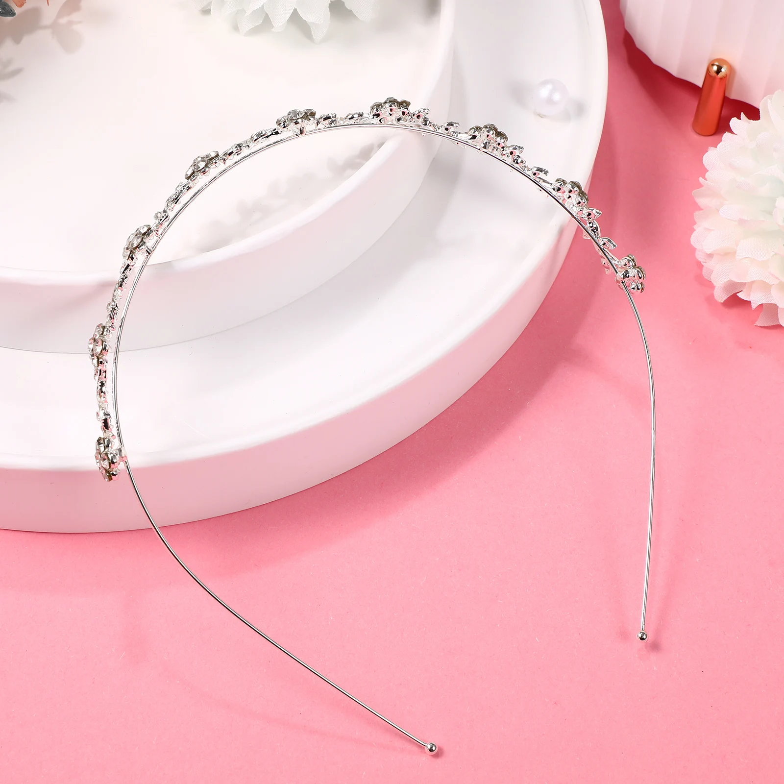 Petal Crown Tiara Rhinestone Silver Women Bride Wedding Headband Flower Hair Band Bridal Tiaras Accessories Birthday Anniversary
Petal Crown Tiara Rhinestone Silver Women Bride Wedding Headband Flower Hair Band Bridal Tiaras Accessories Birthday Anniversary