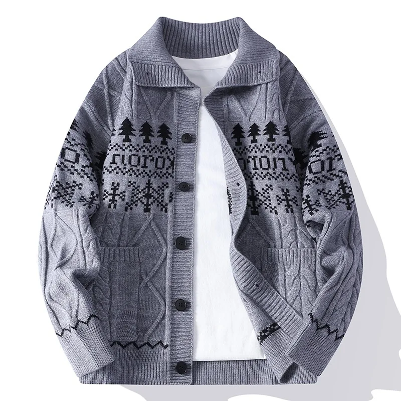 Новый осенне-зимний мужской винтажный жаккардовый мужской кардиган с лацканами, молодежный вязаный свитер с длинными рукавами на теплой основе, мужское пальто-кардиган
Новый осенне-зимний мужской винтажный жаккардовый мужской кардиган с лацканами, молодежный вязаный свитер с длинными рукавами на теплой основе, мужское пальто-кардиган