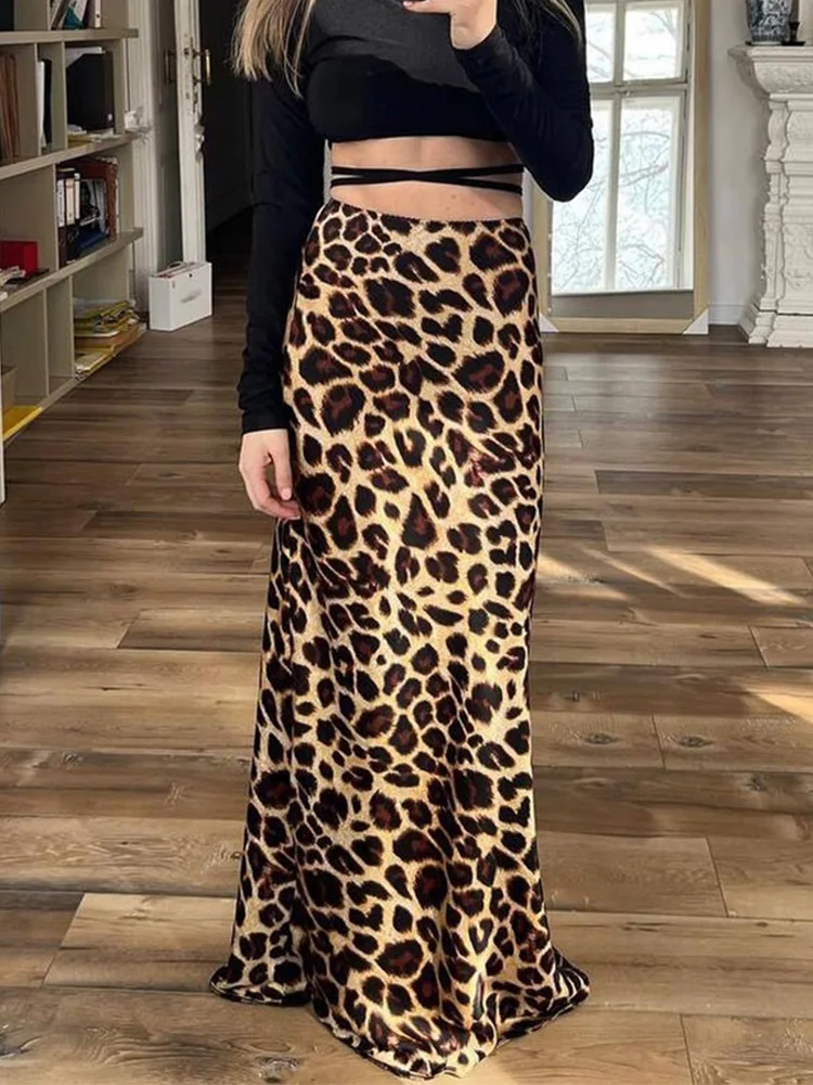 HH 2024 Vintage Women's Leopard Print Satin Skirt Female Summer High Waist Midi Skirt Woman Fashion Elegant Long Skirts
HH 2024 Vintage Women's Leopard Print Satin Skirt Female Summer High Waist Midi Skirt Woman Fashion Elegant Long Skirts