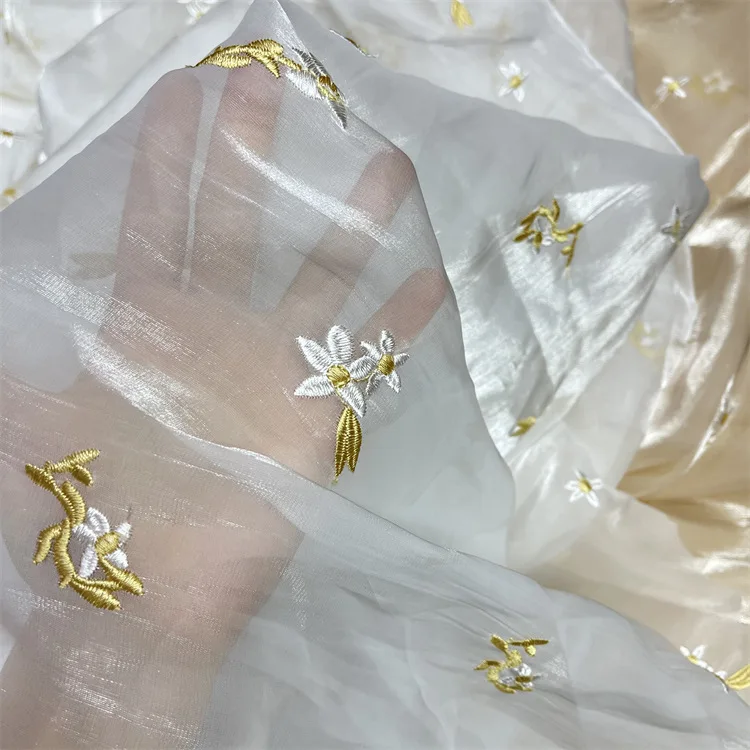 French high-quality embroidered cloud gauze fabric, African fashionable embroidered net gauze lace fabric and sewing fabric
French high-quality embroidered cloud gauze fabric, African fashionable embroidered net gauze lace fabric and sewing fabric