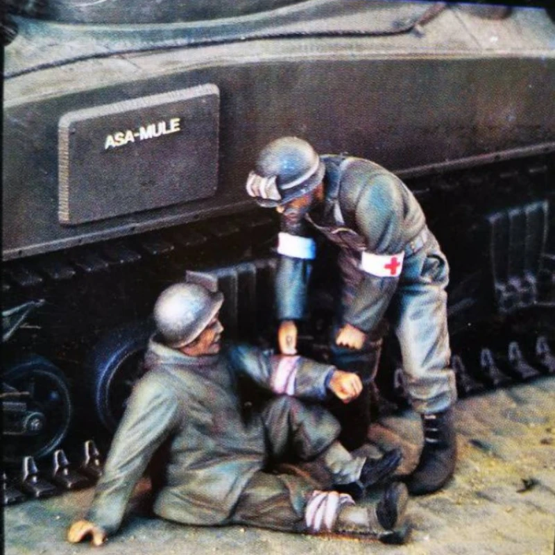 1/35 Scale Resin Figure Model Kit modeling US Army Ambulance and Wounded Micro Scene Layout Unpainted Unassembled DIY Toys
1/35 Scale Resin Figure Model Kit modeling US Army Ambulance and Wounded Micro Scene Layout Unpainted Unassembled DIY Toys