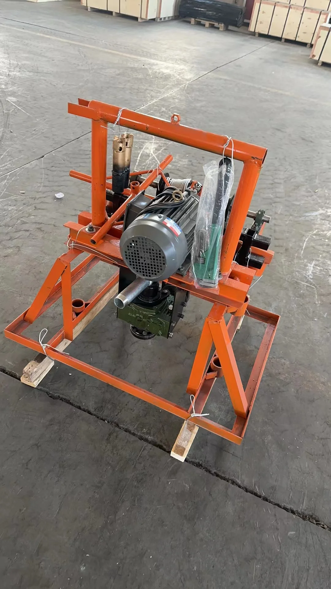 Customized Mini Diesel Drilling Rig – 80m Deep Water Well Machine
Customized Mini Diesel Drilling Rig – 80m Deep Water Well Machine