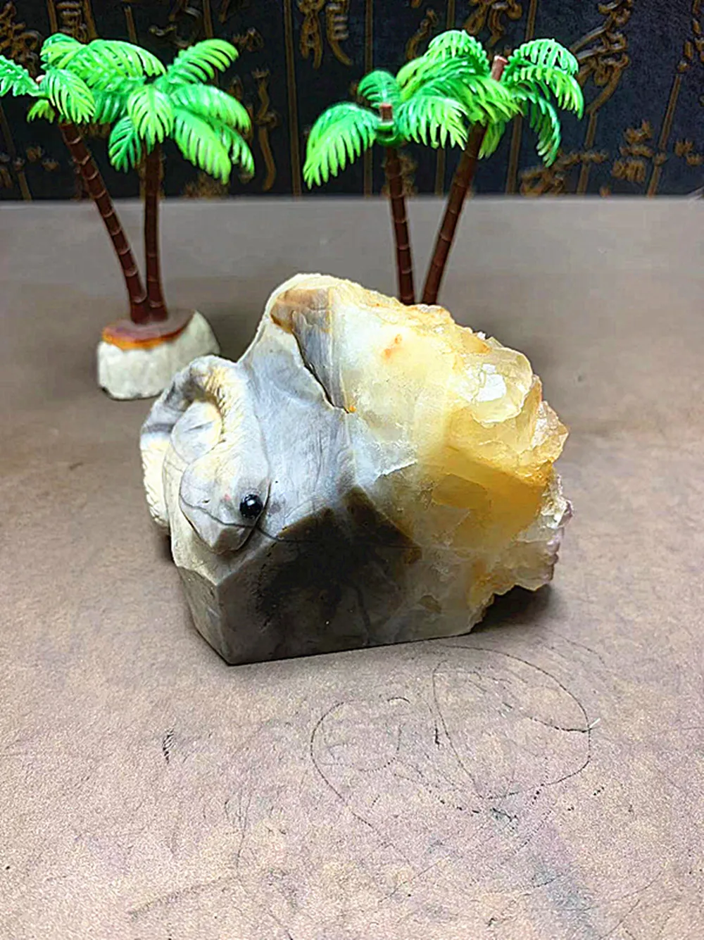 Natural crystal clusters clear quartz spider lizard snake hand sculpted statue Decorative Animal statue Gift Energy Healing home
Natural crystal clusters clear quartz spider lizard snake hand sculpted statue Decorative Animal statue Gift Energy Healing home
