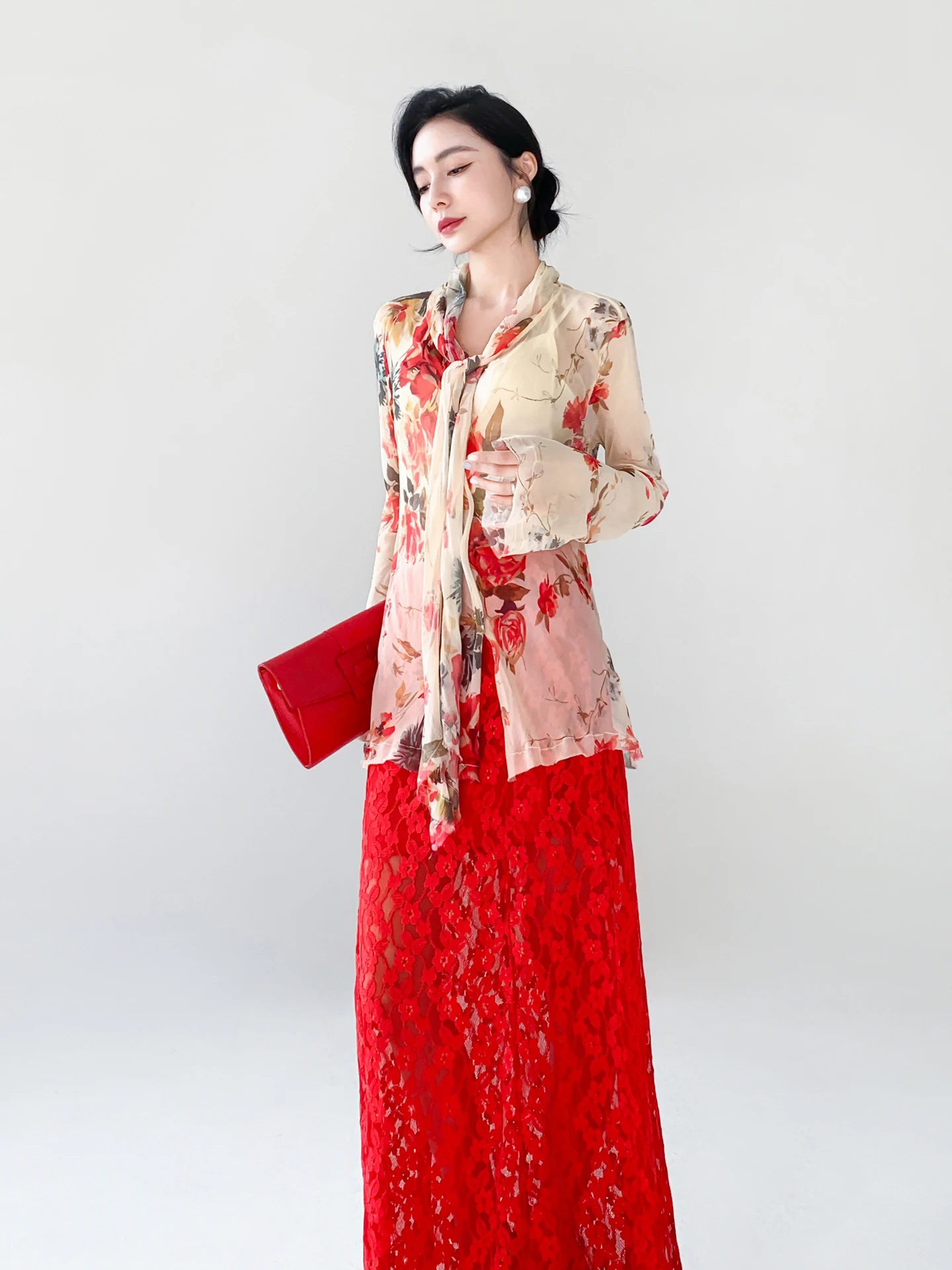 Aksaya High-End Design Vintage Print Thin irt Women's Spring Summer Unique Small-Batch Faionable Breathable Polyester
Aksaya High-End Design Vintage Print Thin irt Women's Spring Summer Unique Small-Batch Faionable Breathable Polyester