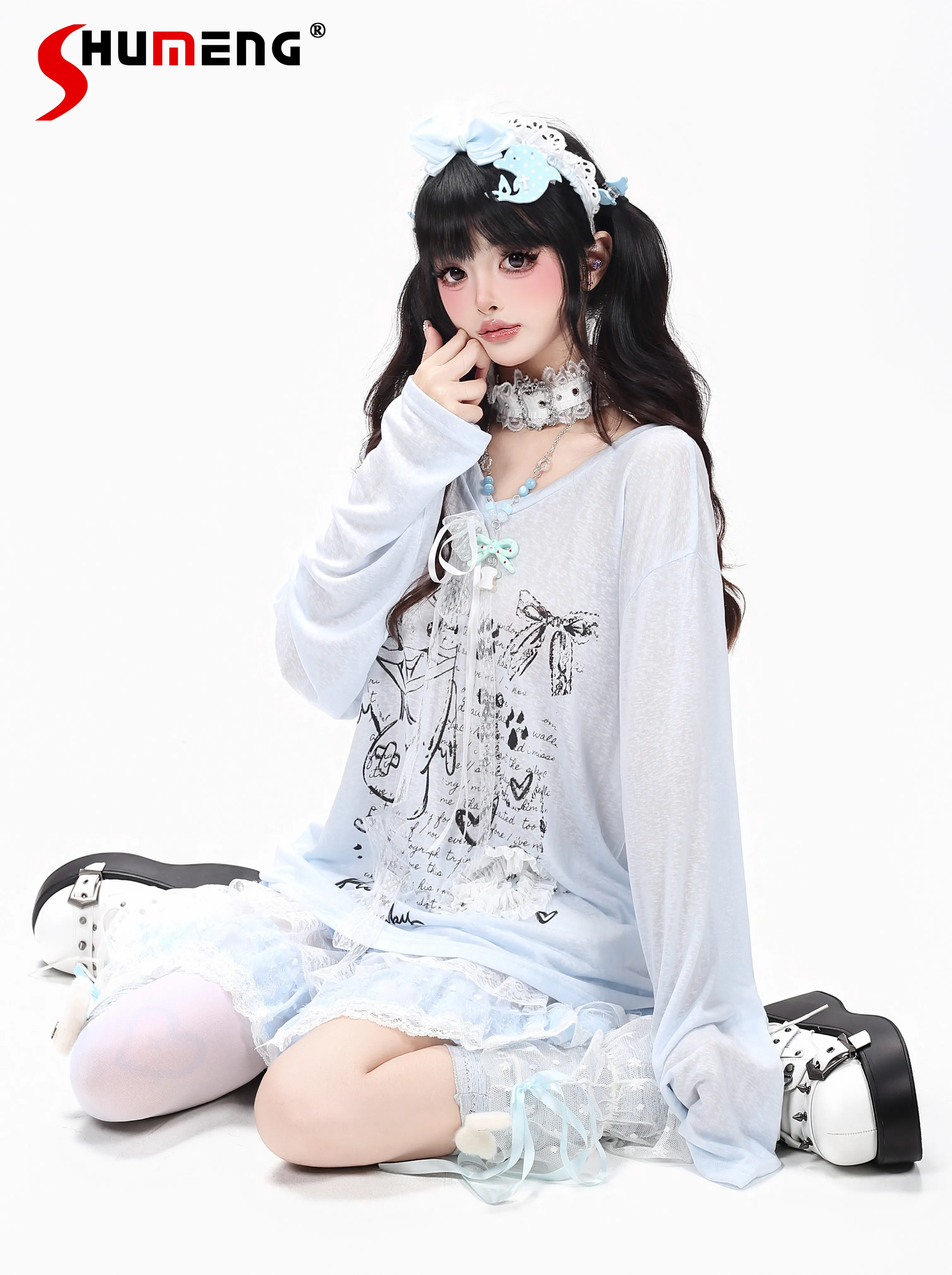 Korean Sweet Cool Streetwear Y2K Girl Lace Strap Bow V-neck Long Sleeve Loose Versatile Thin T-shirt Tops for Women Summer 2026
Korean Sweet Cool Streetwear Y2K Girl Lace Strap Bow V-neck Long Sleeve Loose Versatile Thin T-shirt Tops for Women Summer 2026