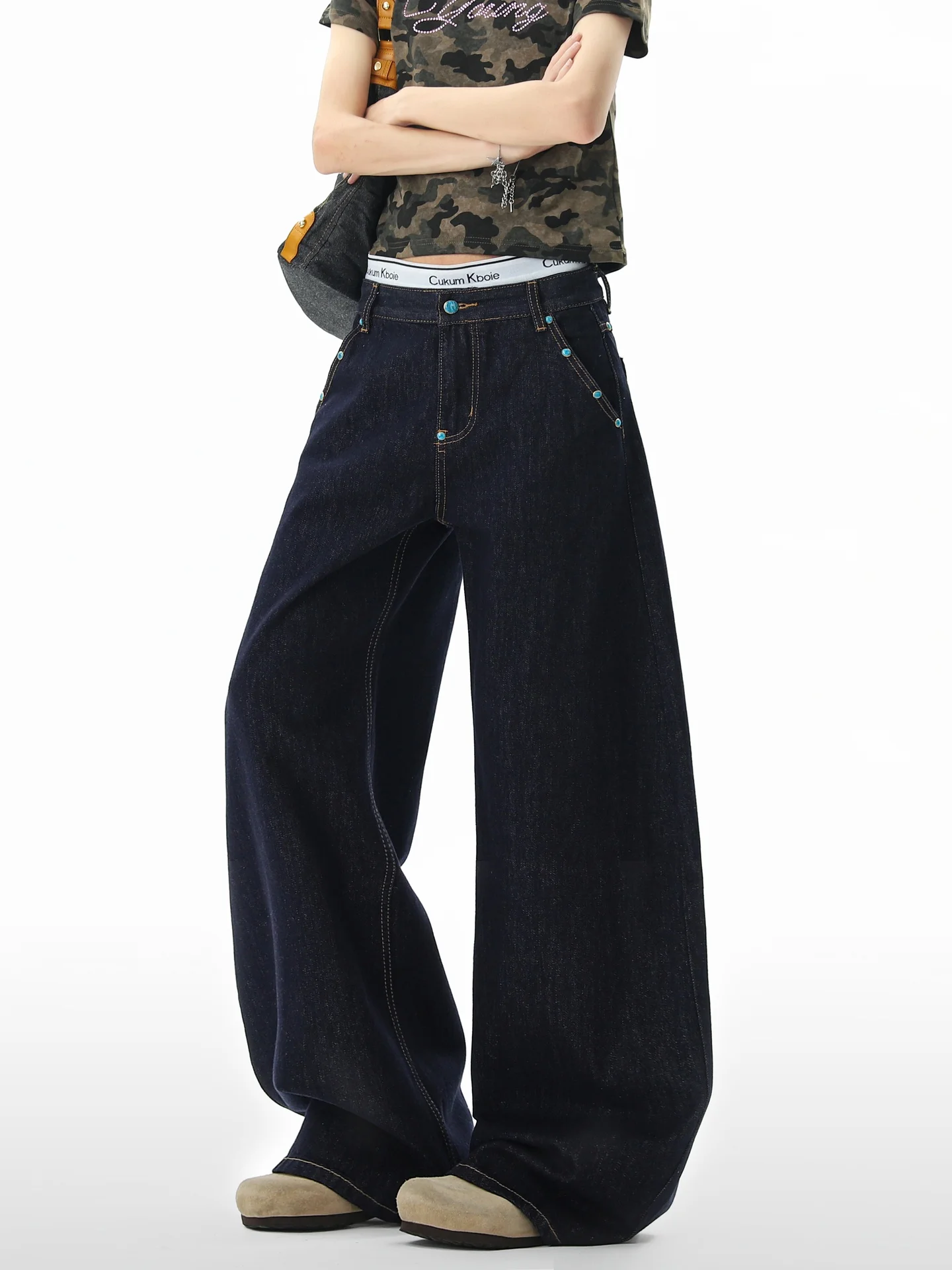 Cleanfit Loose Wide Leg Jeans Men's Blue Rivet Denim Casual Low Waist Zipper Youth Autumn Loose Fit Jeans Cargo Pants
Cleanfit Loose Wide Leg Jeans Men's Blue Rivet Denim Casual Low Waist Zipper Youth Autumn Loose Fit Jeans Cargo Pants