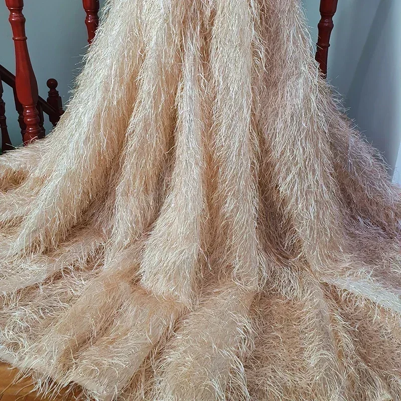 Artificial Feather Fabric for Designer Prom Ball Gown Dress Wedding Costumes DIY Sewing 1 Yard Soft High-Grade Flowing Fabric
Artificial Feather Fabric for Designer Prom Ball Gown Dress Wedding Costumes DIY Sewing 1 Yard Soft High-Grade Flowing Fabric