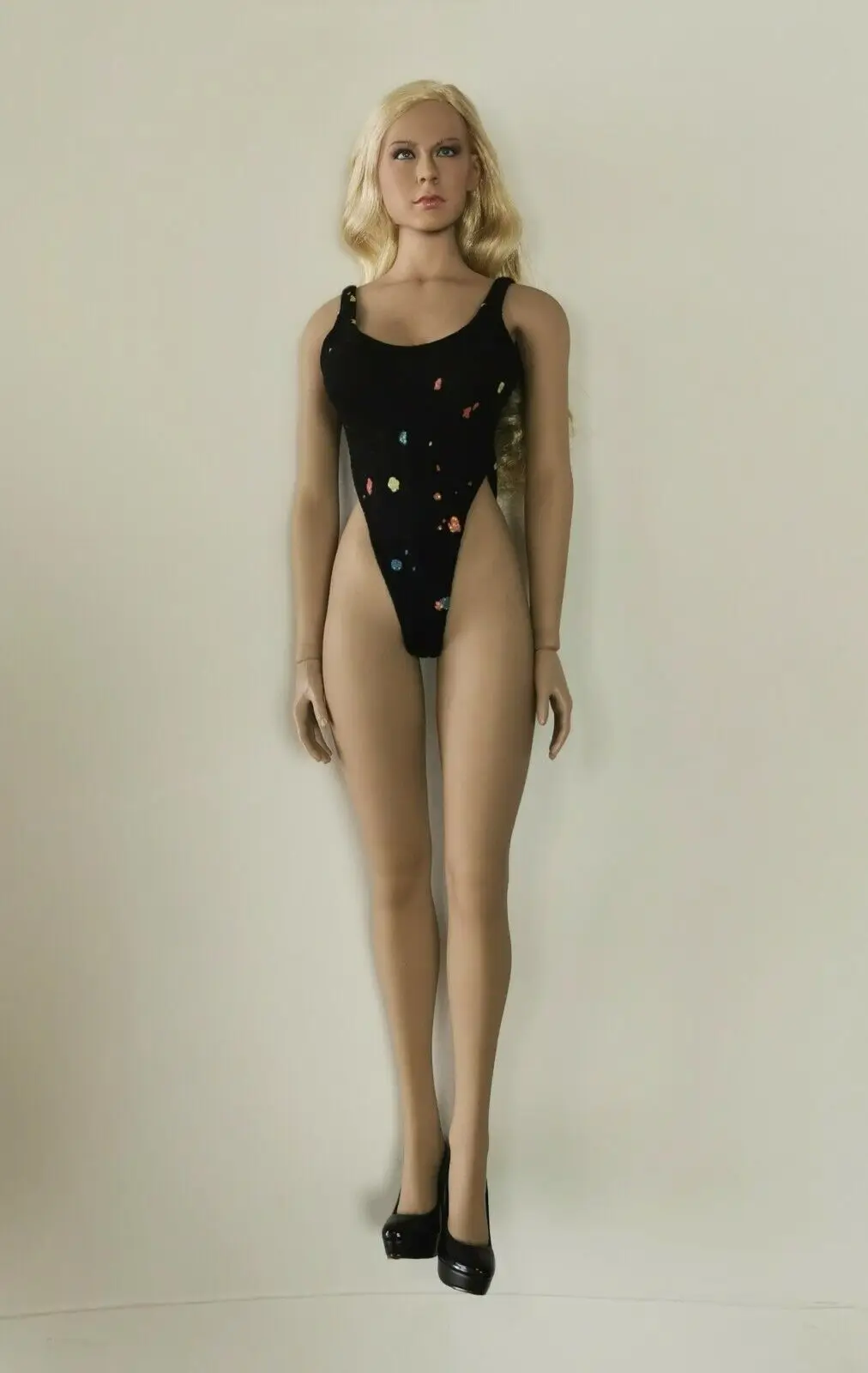 1: 6-я фигурка, аксессуар, модель купальника для 12-дюймовых женских игрушек для тела
1: 6-я фигурка, аксессуар, модель купальника для 12-дюймовых женских игрушек для тела