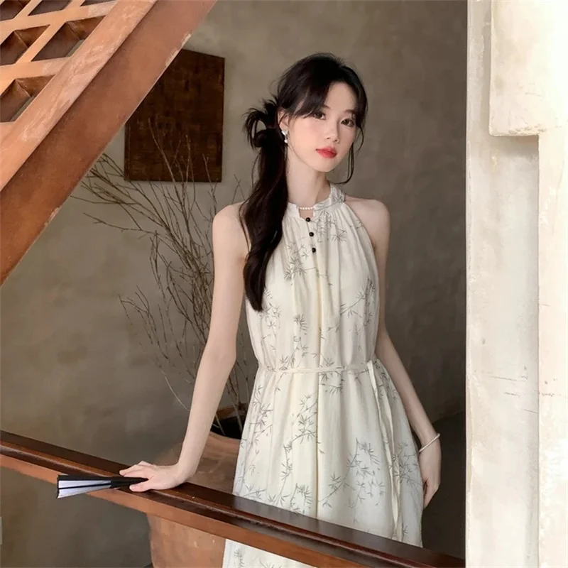 Women's Dress 2025 Summer New Style Loose Chinese Style New Chinese Style Printed Neck Hanging Sleeveless Strap Waist Dress WLF
Women's Dress 2025 Summer New Style Loose Chinese Style New Chinese Style Printed Neck Hanging Sleeveless Strap Waist Dress WLF