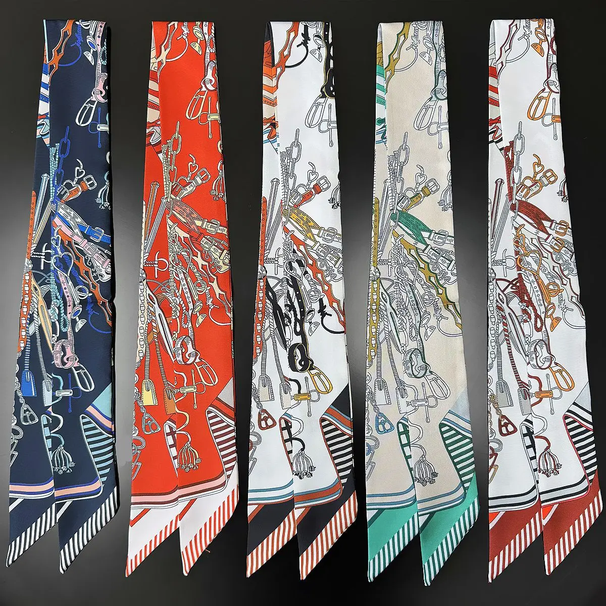 Korean Style Spring New Belt Chain Ladies Diagonal Silk Decoration Sash Wrapped Bag Silk Ribbon Scarf Small Scarf for Women
Korean Style Spring New Belt Chain Ladies Diagonal Silk Decoration Sash Wrapped Bag Silk Ribbon Scarf Small Scarf for Women