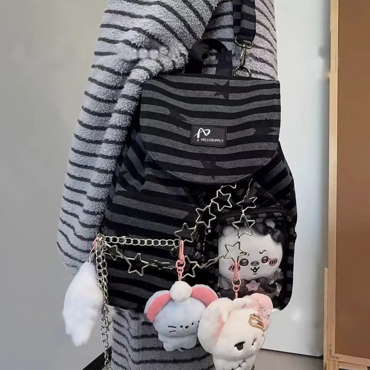 Y2K New Functional Retro Backpack Features star-striped and Korean checked patterns Spacious perfect for carrying collectibles!
Y2K New Functional Retro Backpack Features star-striped and Korean checked patterns Spacious perfect for carrying collectibles!