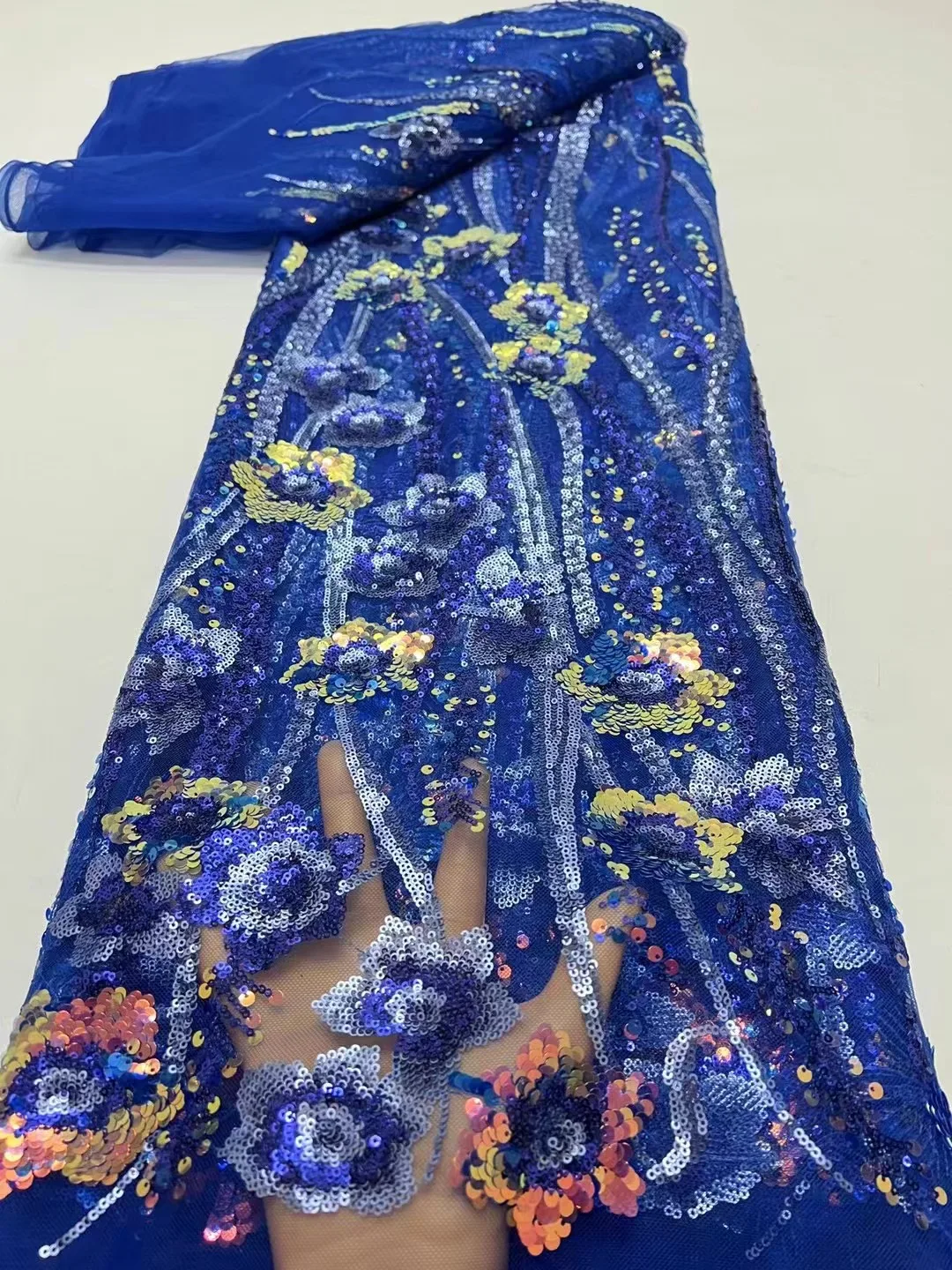 Роскошная африканская кружевная ткань с 3D блестками высокого качества Royal Blue2023, французская вышивка, кружевная ткань для нигерийской свадебной вечеринки
Роскошная африканская кружевная ткань с 3D блестками высокого качества Royal Blue2023, французская вышивка, кружевная ткань для нигерийской свадебной вечеринки