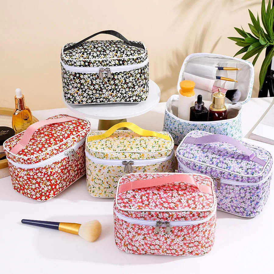 Large-Capacity Makeup Bag Floral Print Cosmetic Bag Portable Women's Cosmetic Bag Travel Bag Bathroom Wash Handbag
Large-Capacity Makeup Bag Floral Print Cosmetic Bag Portable Women's Cosmetic Bag Travel Bag Bathroom Wash Handbag