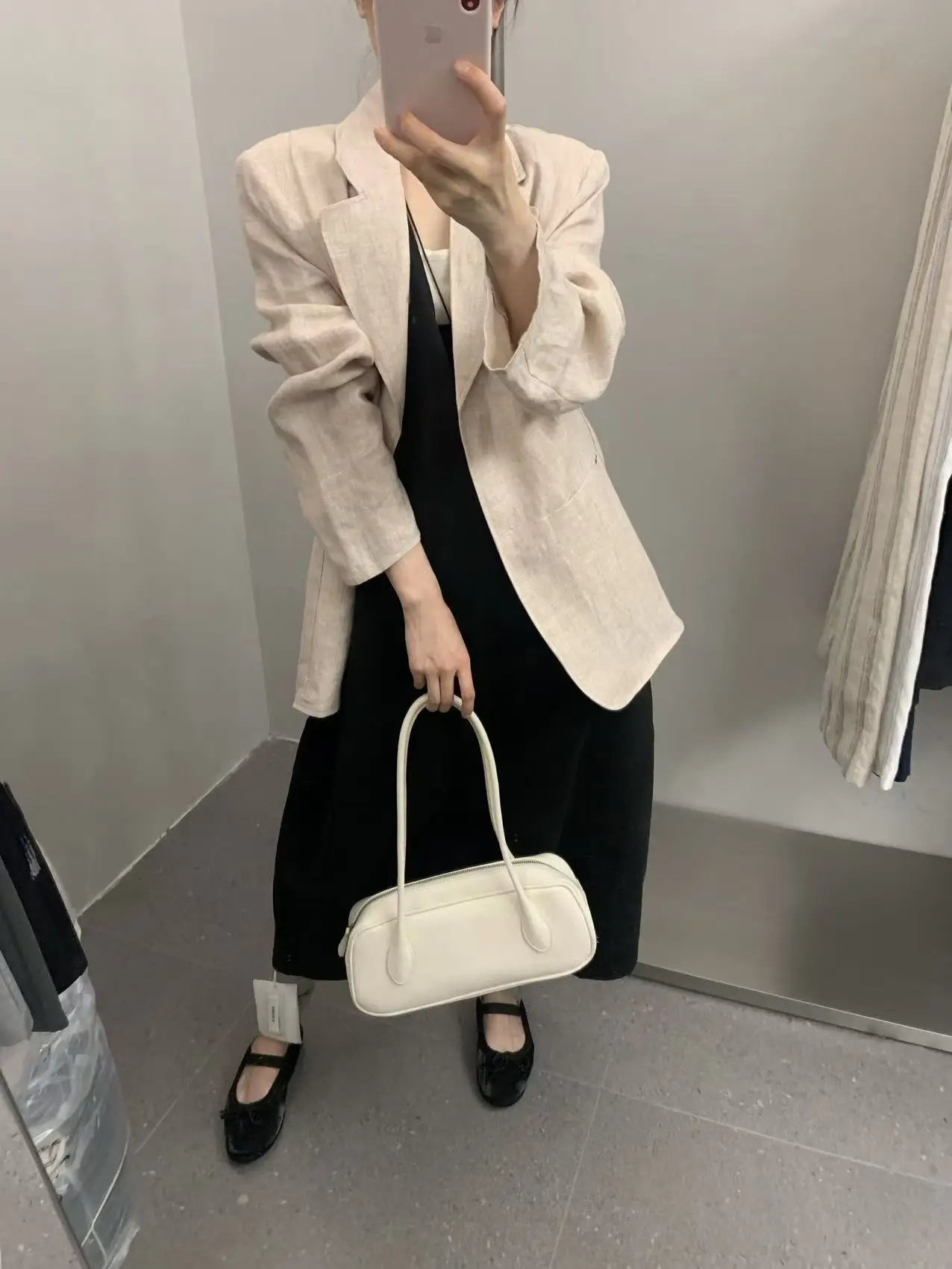 Lilian ARL Linen Casual Thin Outerwear Women's Small Western Suit Jacket Old Money Style Commute Wind Button Closure Summer
Lilian ARL Linen Casual Thin Outerwear Women's Small Western Suit Jacket Old Money Style Commute Wind Button Closure Summer