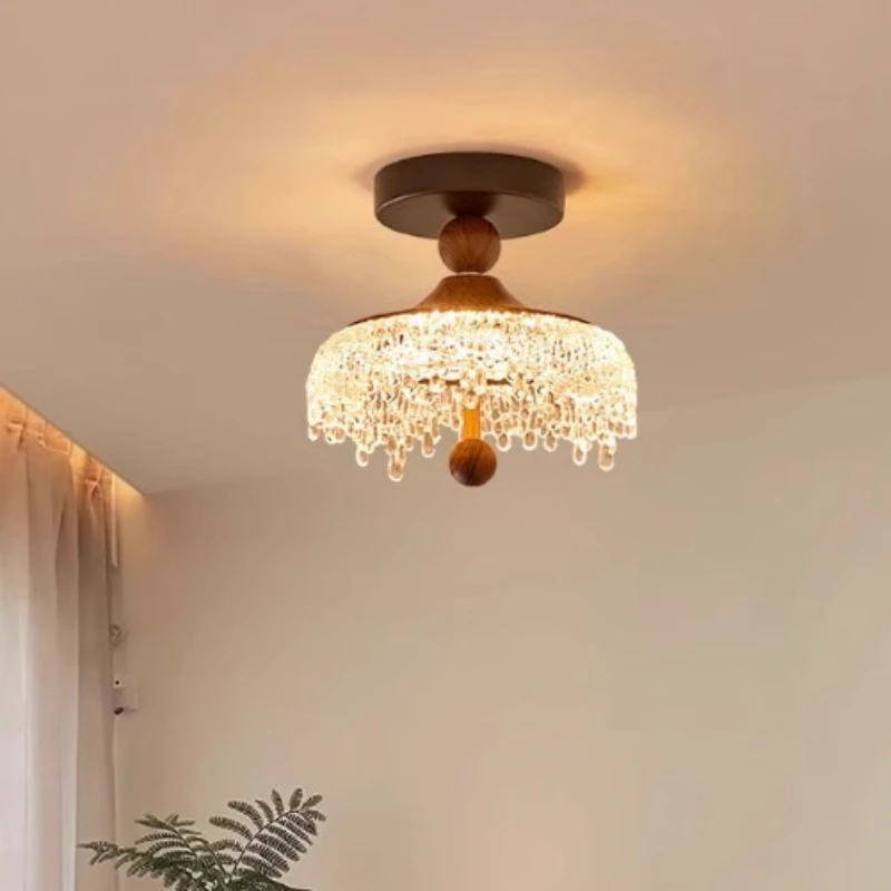 Medieval style walnut color water drop entry entrance entrance light aisle corridor light French retro style 
Medieval style walnut color water drop entry entrance entrance light aisle corridor light French retro style