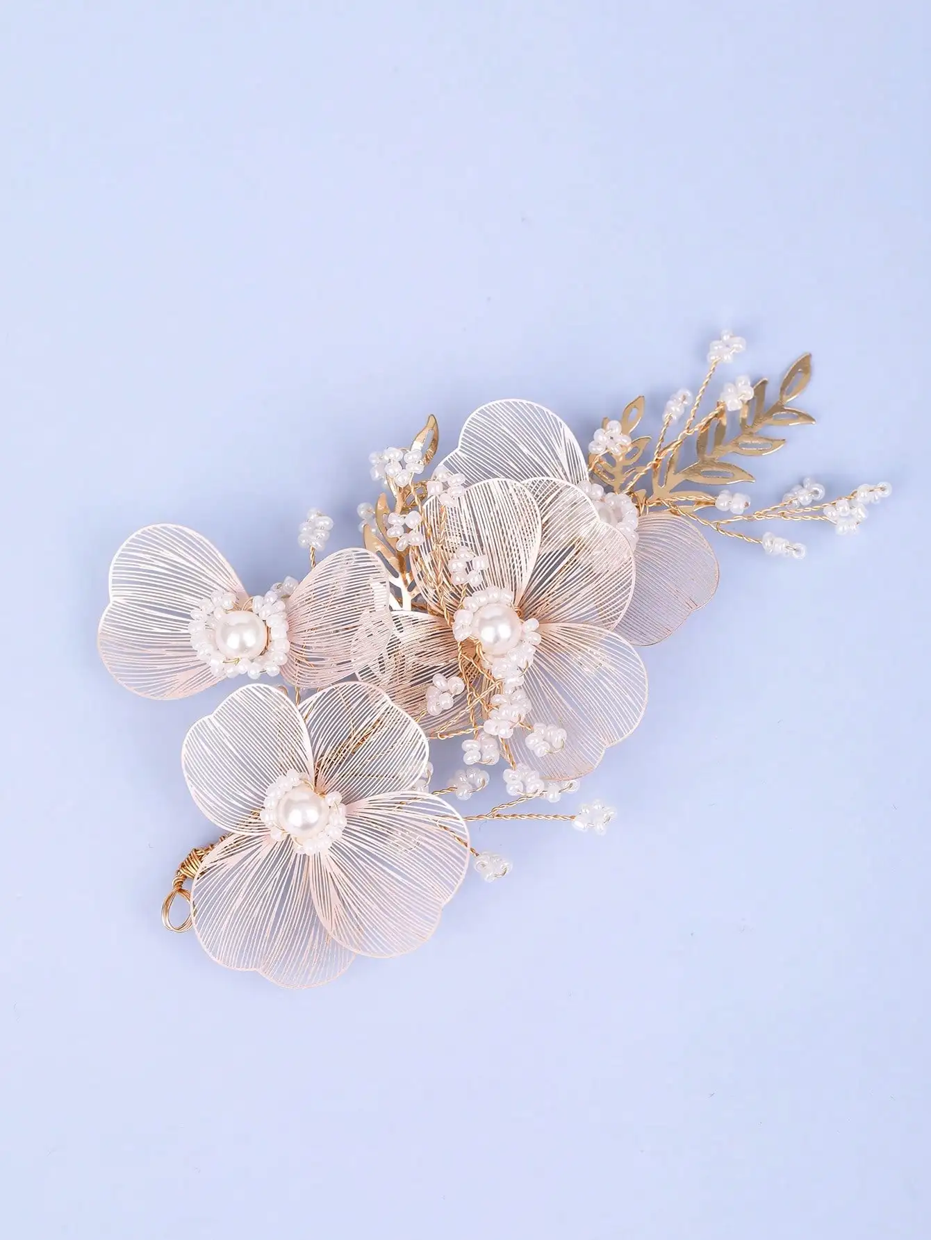 Wire Flower Hair Comb With Pearl Beads For Wedding Bridal
Wire Flower Hair Comb With Pearl Beads For Wedding Bridal