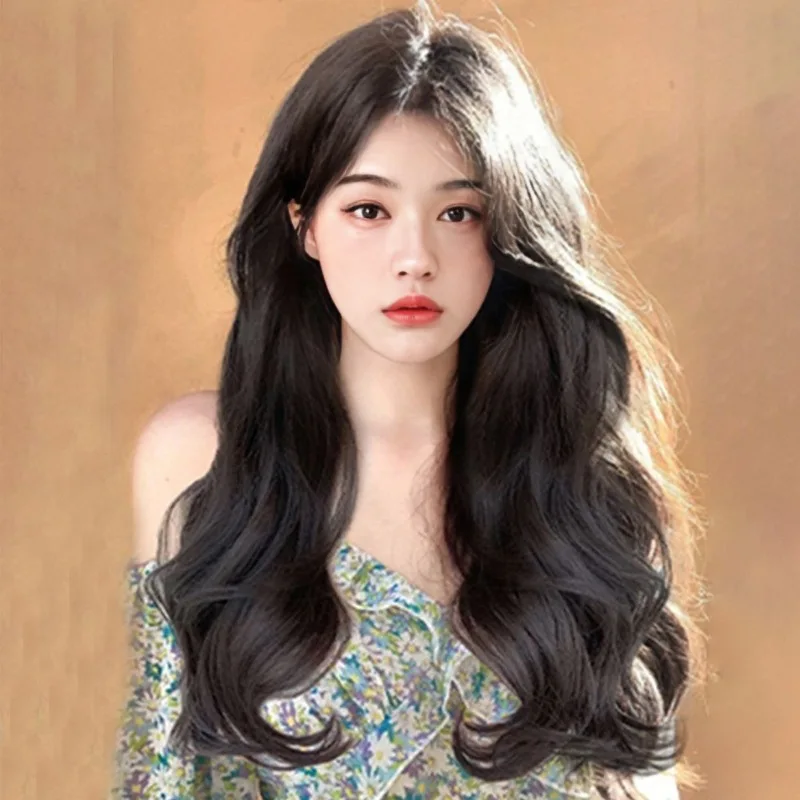 New fashion black synthetic wig in long curly hair high temperature silk chemical fiber big wave full head wig
New fashion black synthetic wig in long curly hair high temperature silk chemical fiber big wave full head wig