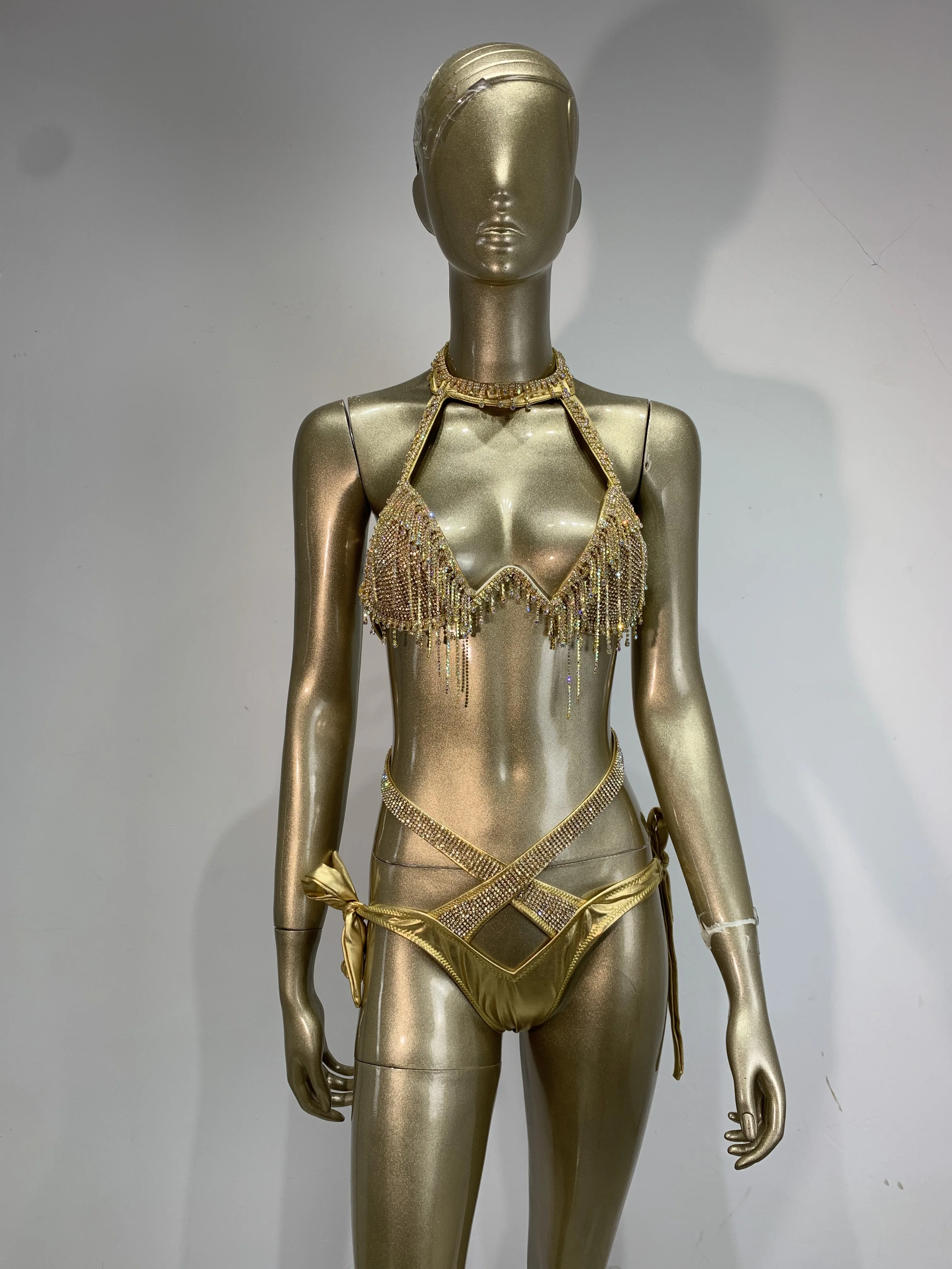 Sparkly Crystal Bikini Bar Rhinestones Two Pieces Sets Adult Performer Burlesque Pole Dancer Show Costumes Beach Wear
Sparkly Crystal Bikini Bar Rhinestones Two Pieces Sets Adult Performer Burlesque Pole Dancer Show Costumes Beach Wear