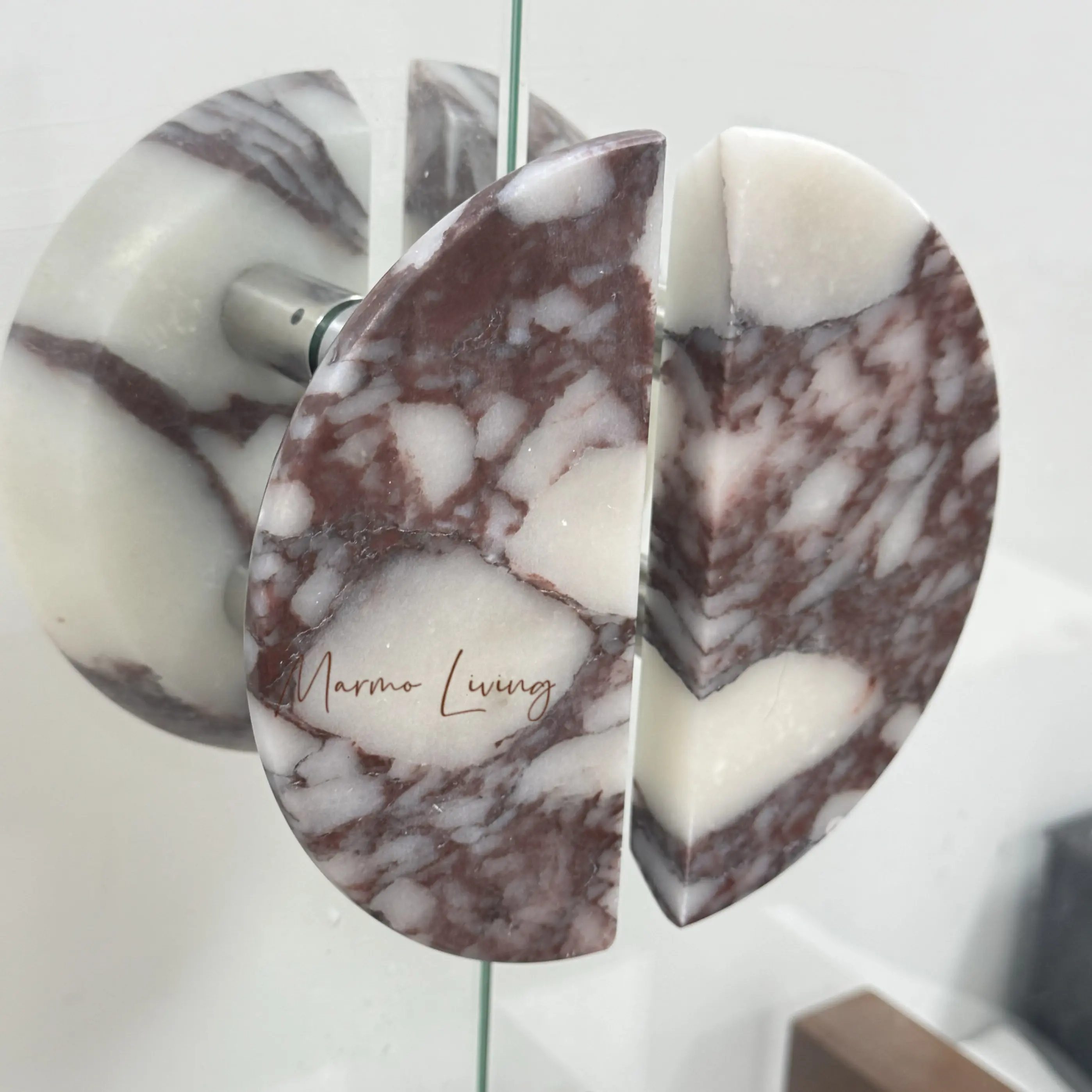 16x8cm 1pair Calacatta Viola Stone Entrance Pull Natural Marble Glass Door Handle Modern Creative Style Decorative Arc Handle
16x8cm 1pair Calacatta Viola Stone Entrance Pull Natural Marble Glass Door Handle Modern Creative Style Decorative Arc Handle