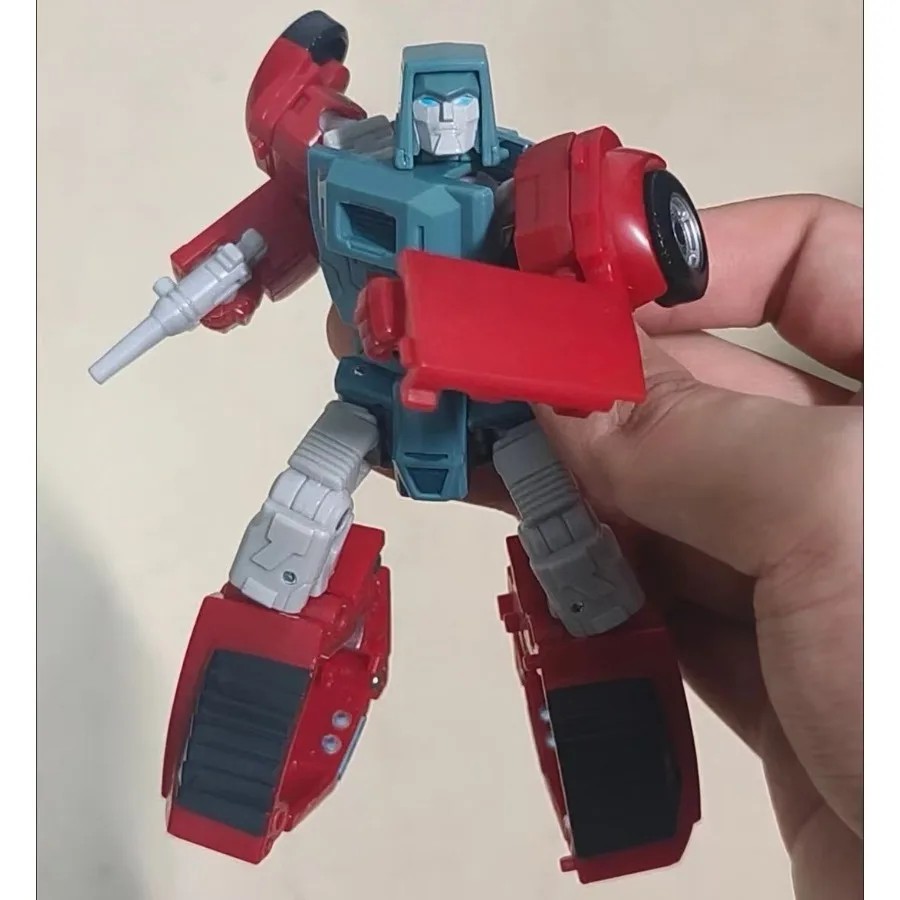 В наличии: Игрушки Hasbro Transformers WindCharger Studio Series, коллекционная подвижная модель робота-трансформера
В наличии: Игрушки Hasbro Transformers WindCharger Studio Series, коллекционная подвижная модель робота-трансформера