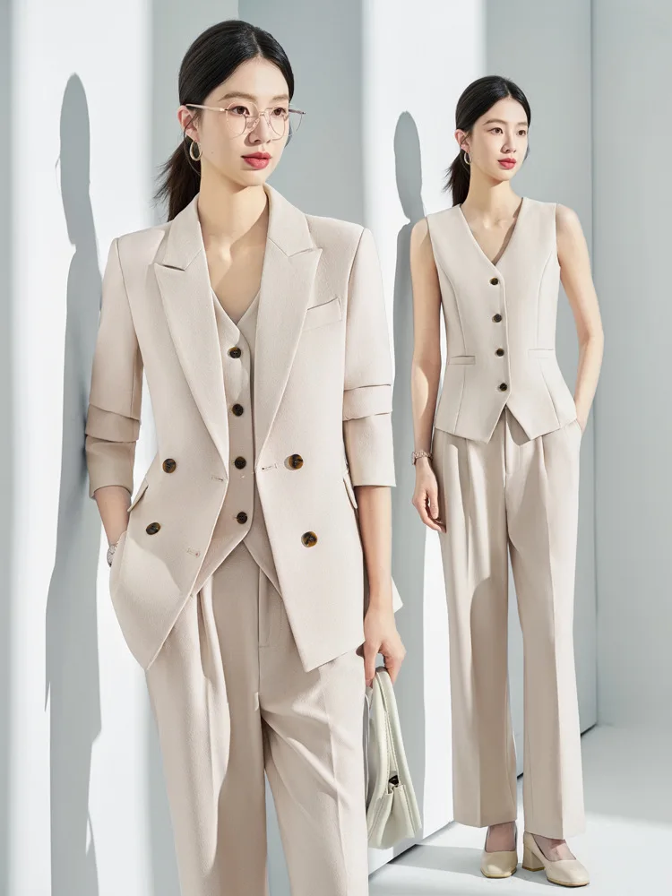 Elegant Women's Suit Vest Set for Spring and Autumn2025New stylish goddess-style professional workwear suit for the workplace
Elegant Women's Suit Vest Set for Spring and Autumn2025New stylish goddess-style professional workwear suit for the workplace