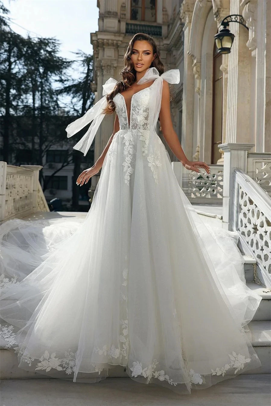 Boho Lace Bow Wedding Dresses A Line Appliques V Neck Prom Dresses Fuffy Tulle Woman's Formal Bride Party Vestidos De Fiesta
Boho Lace Bow Wedding Dresses A Line Appliques V Neck Prom Dresses Fuffy Tulle Woman's Formal Bride Party Vestidos De Fiesta