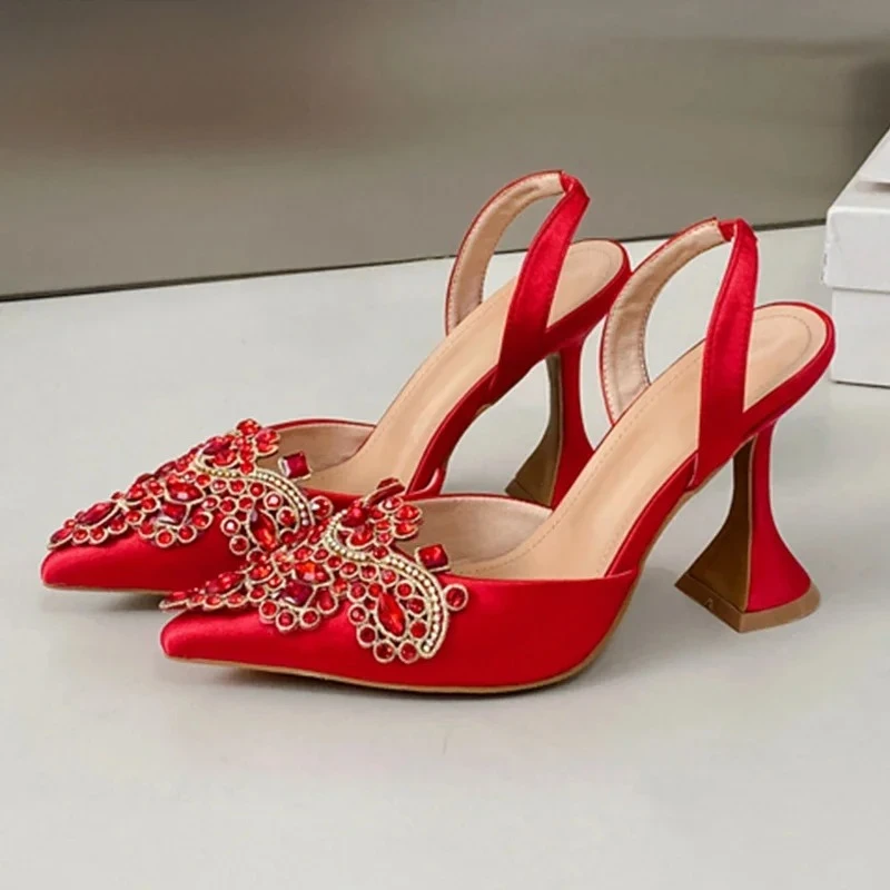 Women's Pointed Toe Rhinestone Decor Satin Slingback Flared Heel Pumps Elegant Bridal Wedding Evening Footwear Drop Shipping
Women's Pointed Toe Rhinestone Decor Satin Slingback Flared Heel Pumps Elegant Bridal Wedding Evening Footwear Drop Shipping