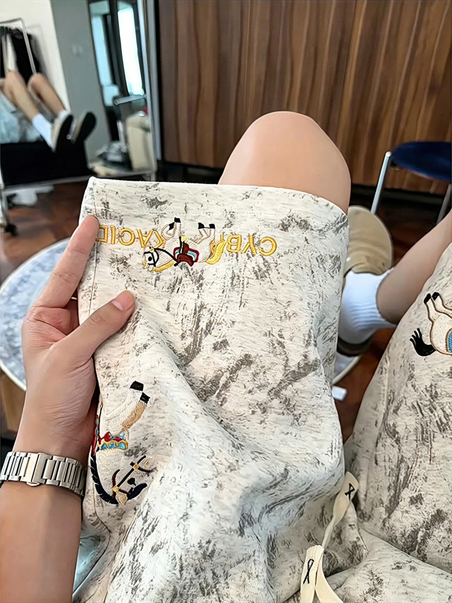 Men's Summer Casual Sports Shorts Embroidered Tie-Dye Straight Loose Fit Four-Five Pants American Style Breathable Comfortable
Men's Summer Casual Sports Shorts Embroidered Tie-Dye Straight Loose Fit Four-Five Pants American Style Breathable Comfortable