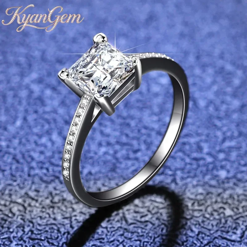 KyanGem 18K Gold Inlaid Diamond 1 carat Ring, Women's Princess Square Four Claw Moissanite 18K Platinum Minimalist Ring
KyanGem 18K Gold Inlaid Diamond 1 carat Ring, Women's Princess Square Four Claw Moissanite 18K Platinum Minimalist Ring