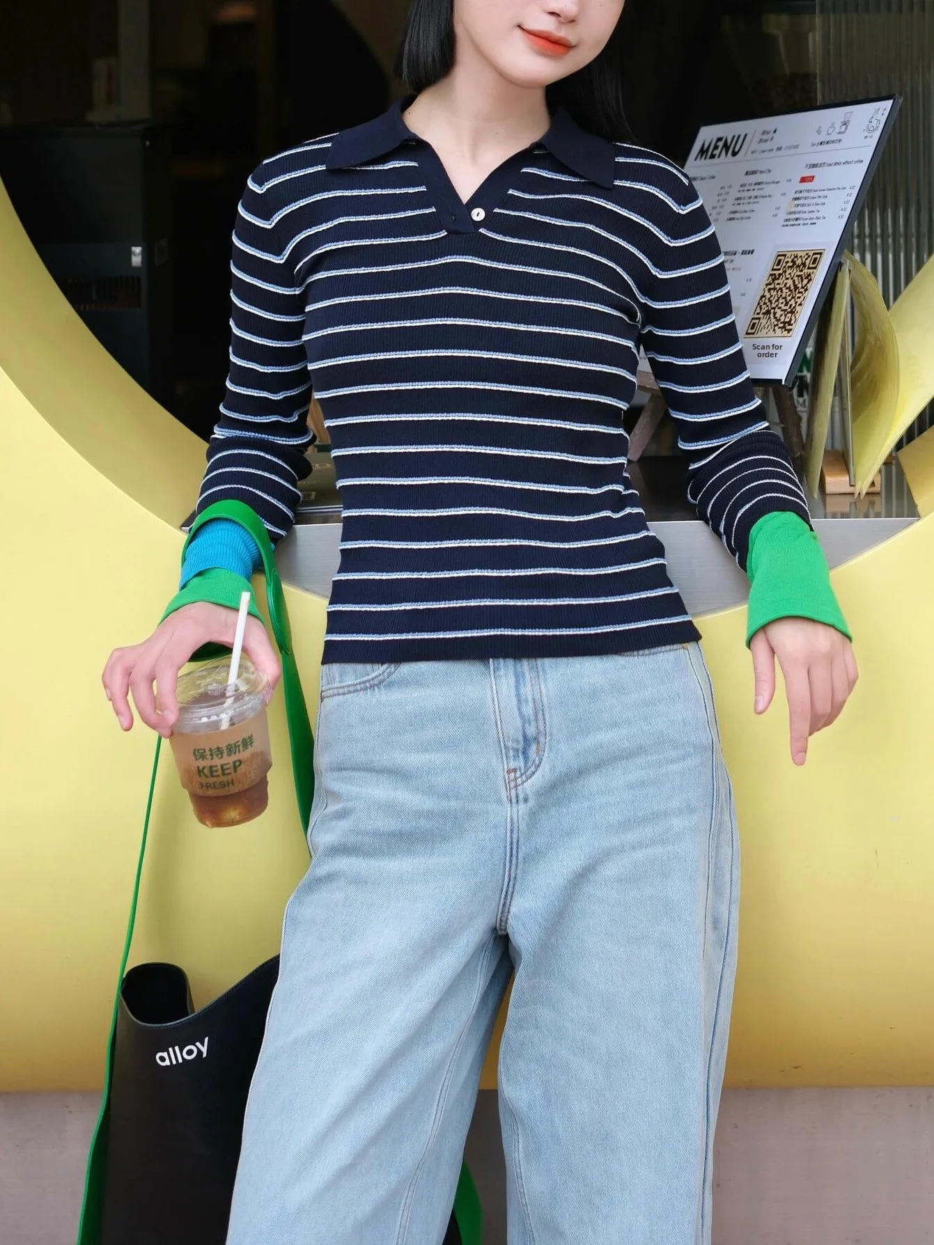 Женская приталенная кофта MOSA Bla Stripe с V-образным вырезом, базовая модель, весенняя новинка, из шерстяной смеси, с длинным рукавом, круглый вырез горловины
Женская приталенная кофта MOSA Bla Stripe с V-образным вырезом, базовая модель, весенняя новинка, из шерстяной смеси, с длинным рукавом, круглый вырез горловины