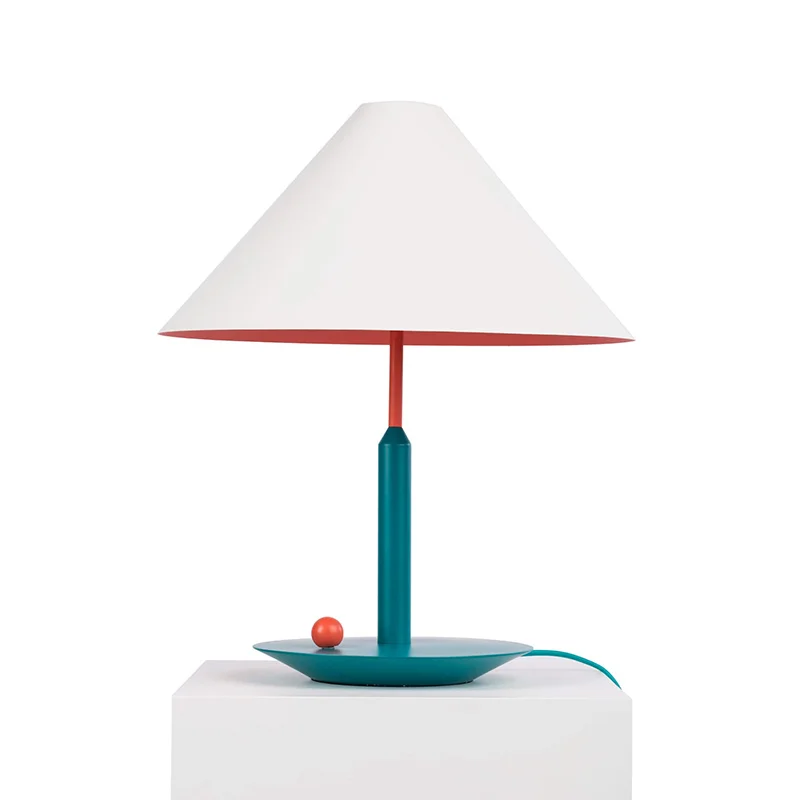 Nordic simple color personalized children's room desk bedroom creative bedside contrasting color hat umbrella lamp
Nordic simple color personalized children's room desk bedroom creative bedside contrasting color hat umbrella lamp