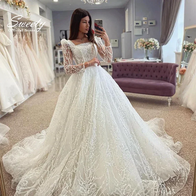 Shining Wedding Dress Embroidery With Lace Ballgown Luxurious Square Collar Full Sleeve Bride Button Vestido De Novia Customized
Shining Wedding Dress Embroidery With Lace Ballgown Luxurious Square Collar Full Sleeve Bride Button Vestido De Novia Customized