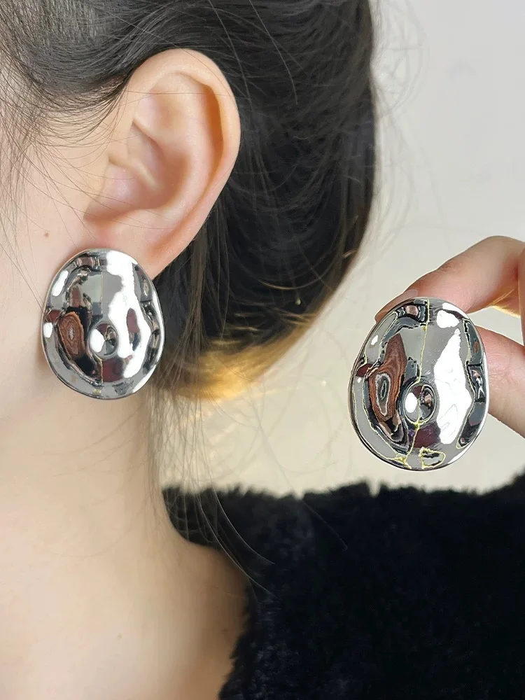 Simple And Fashionable Lava Texture Earrings With Irregular Concave And Convex Patterns, Unique Women's Accessory Gifts
Simple And Fashionable Lava Texture Earrings With Irregular Concave And Convex Patterns, Unique Women's Accessory Gifts