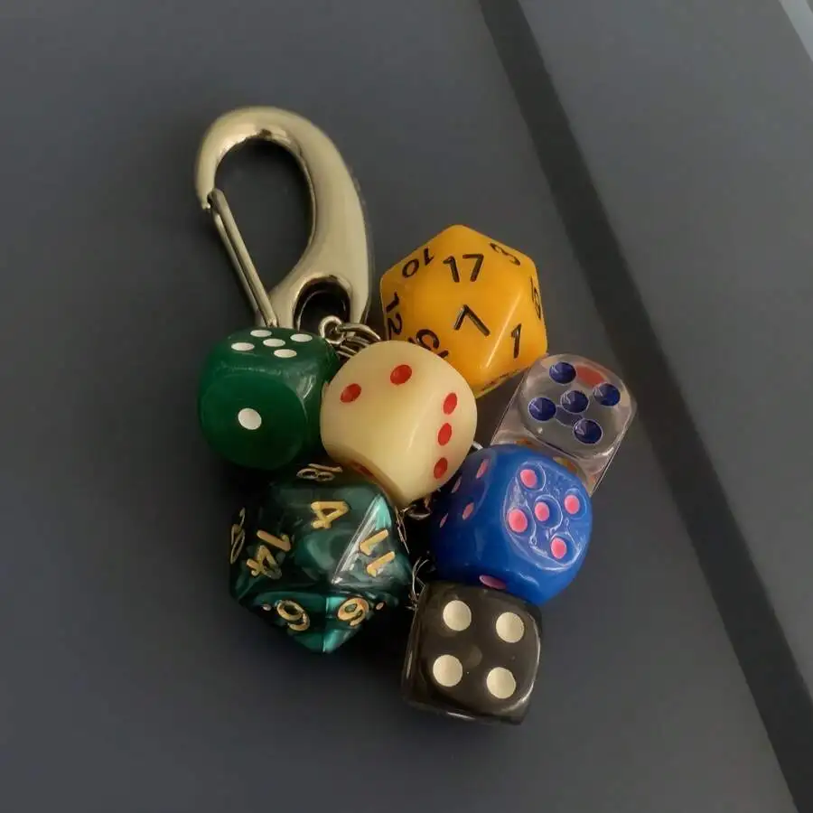 1pc Vintage Acrylic Dice Keychain With Lobster Clasp-Handmade Digital Theme Pendant,Colorful Decorative Single Piece For Bags
1pc Vintage Acrylic Dice Keychain With Lobster Clasp-Handmade Digital Theme Pendant,Colorful Decorative Single Piece For Bags