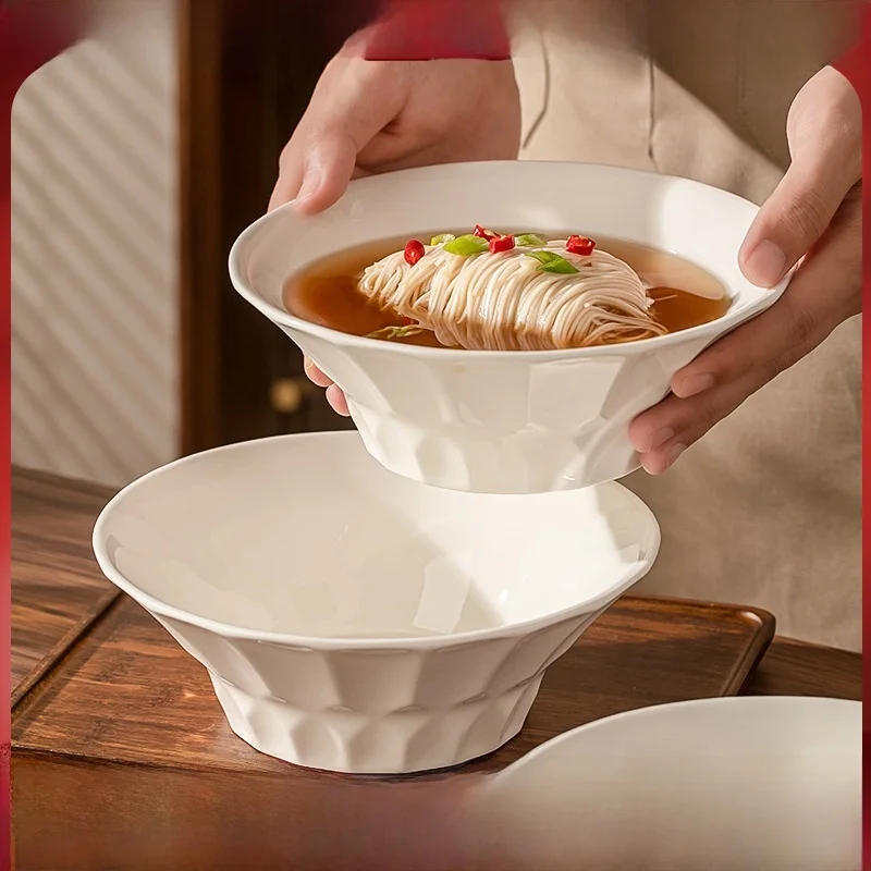 New Large Ceramic Noodle Bowl Pure White Soup Bowl Adult round Shape Ins Style Stainless Steel Made Dining Utensils for Home Use
New Large Ceramic Noodle Bowl Pure White Soup Bowl Adult round Shape Ins Style Stainless Steel Made Dining Utensils for Home Use