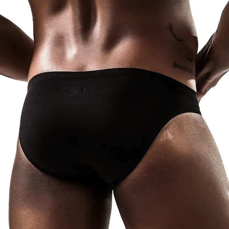 Men's underwear triangle shorts ice silk breathable sexy thin U convex transparent one piece of low waist triangle shorts head
Men's underwear triangle shorts ice silk breathable sexy thin U convex transparent one piece of low waist triangle shorts head