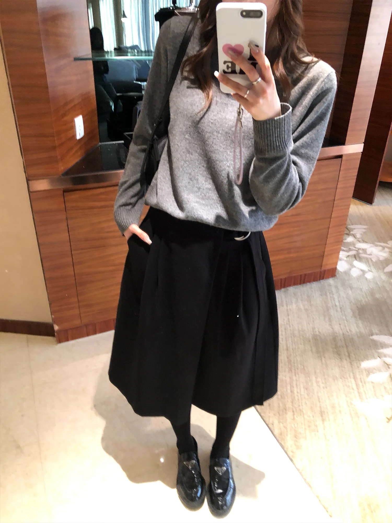 KOYEE Retro Midi Skirt Wed Magazine Folded A-Line Skirt Cotton Material Ladies Wed Wear Comfortable Loose Fit
KOYEE Retro Midi Skirt Wed Magazine Folded A-Line Skirt Cotton Material Ladies Wed Wear Comfortable Loose Fit